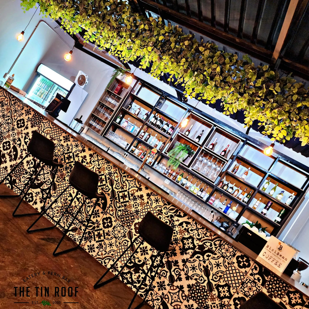 Tin Roof Restaurant / Eatery, Hartbeespoort South Africa