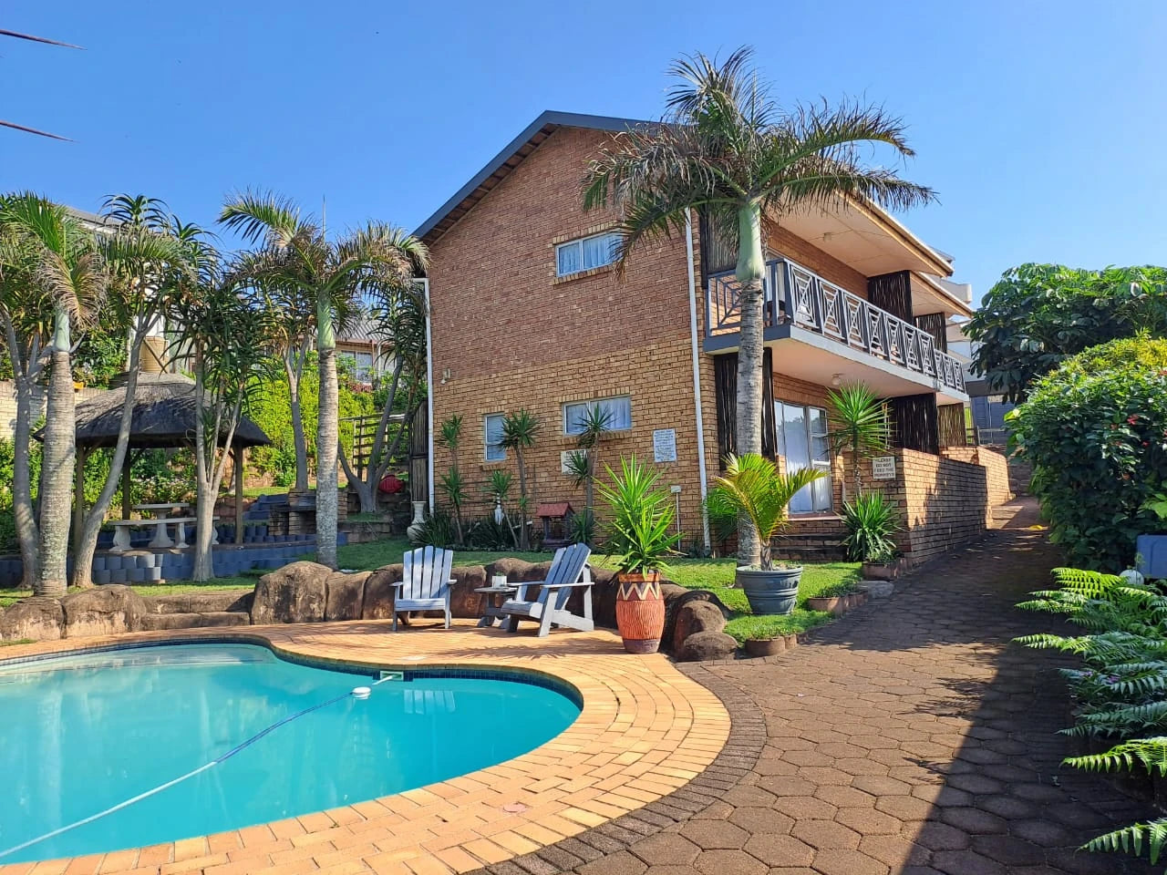 Toti Cabanas, eManzimtoti South Africa