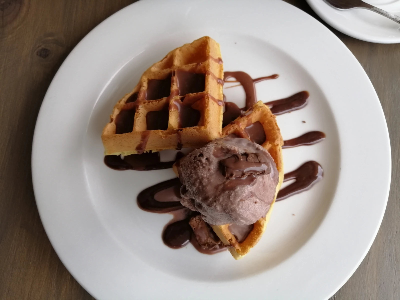 TWIN TREES Waffle House, Pizzeria, Restaurant and Wine Boutique, Great Brak River South Africa