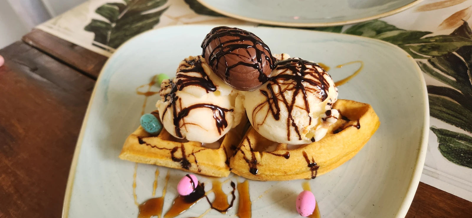 TWIN TREES Waffle House, Pizzeria, Restaurant and Wine Boutique, Great Brak River South Africa