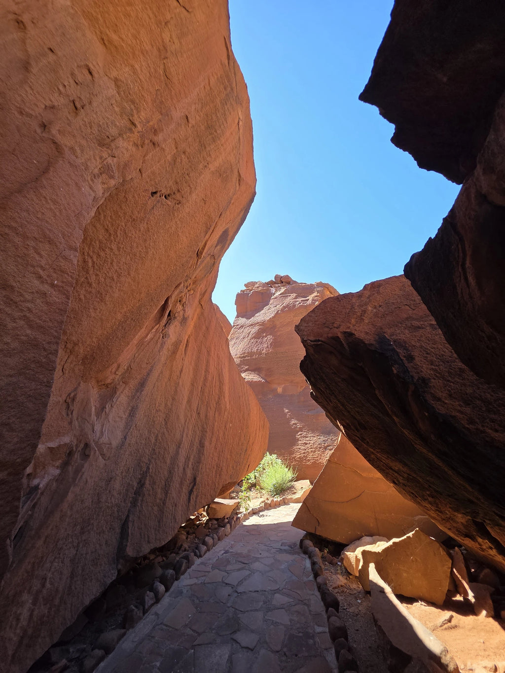 Twyfelfontein Country Lodge, 
D3214 Twyfelfontein Namibia
