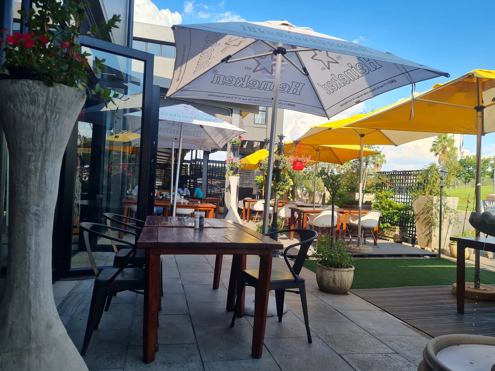Vela Contemporary Portuguese, Hartbeespoort South Africa