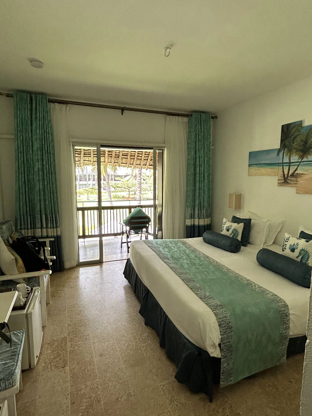 Voyager Beach Resort, Mombasa Kenya